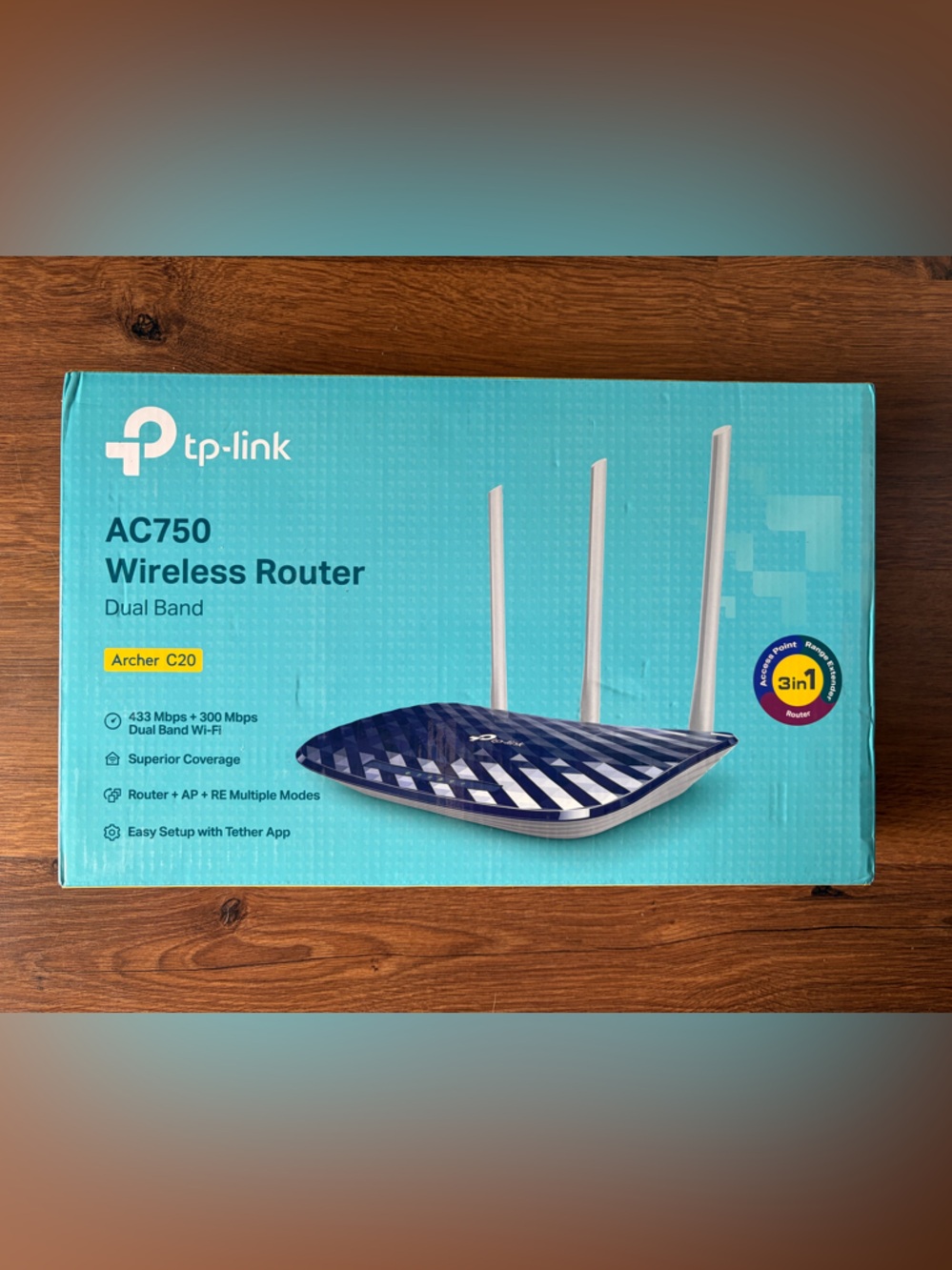 TP-Link AC750 Wireless Router Dual Band - Teal Box with Blue Router